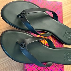Tory Burch Benton sandal,  NWT, pablano green color, size 8